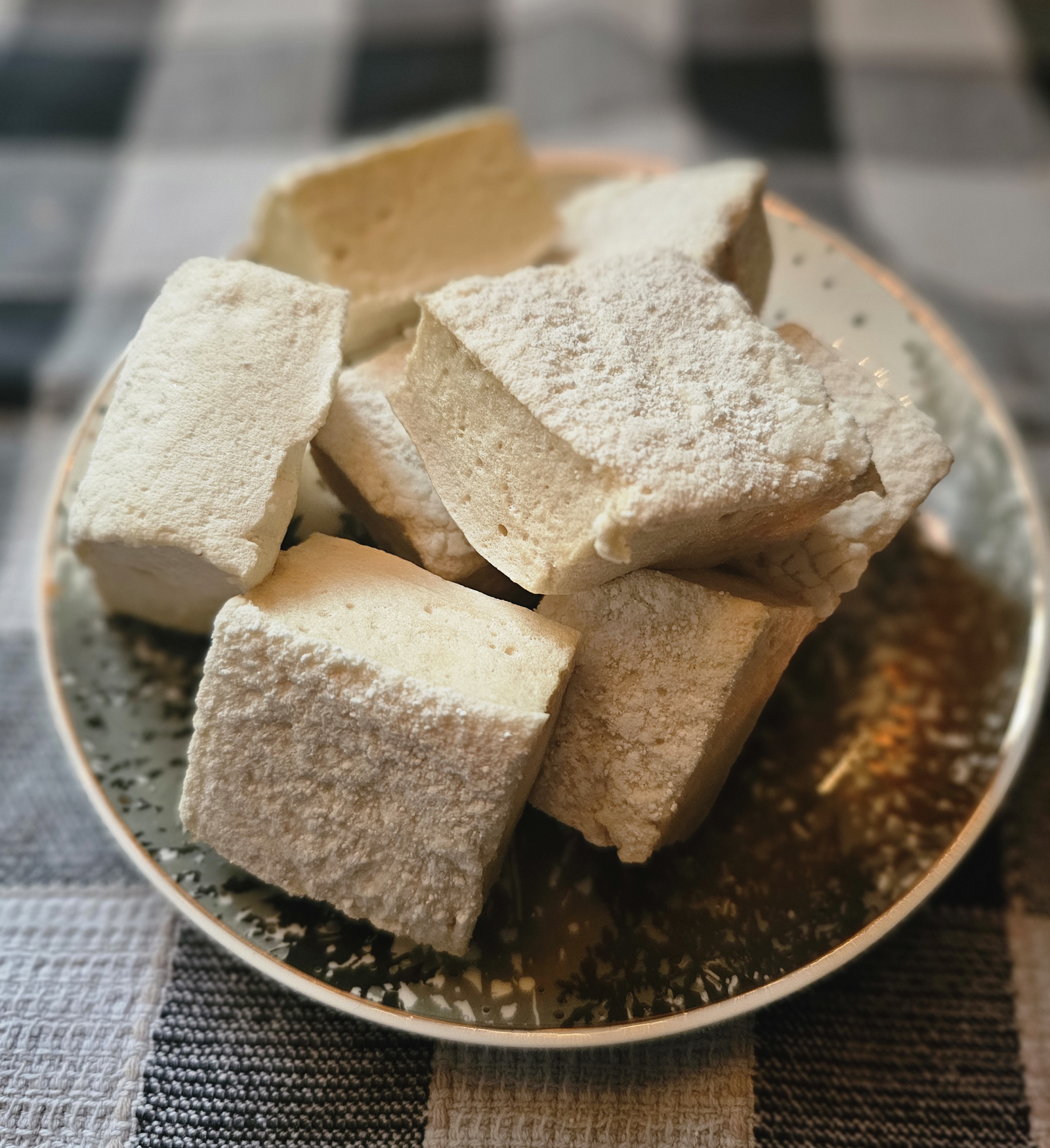 Homemade Marshmallows: A Sweet Adventure, You’ll Never Want to Buy From The Store Again!